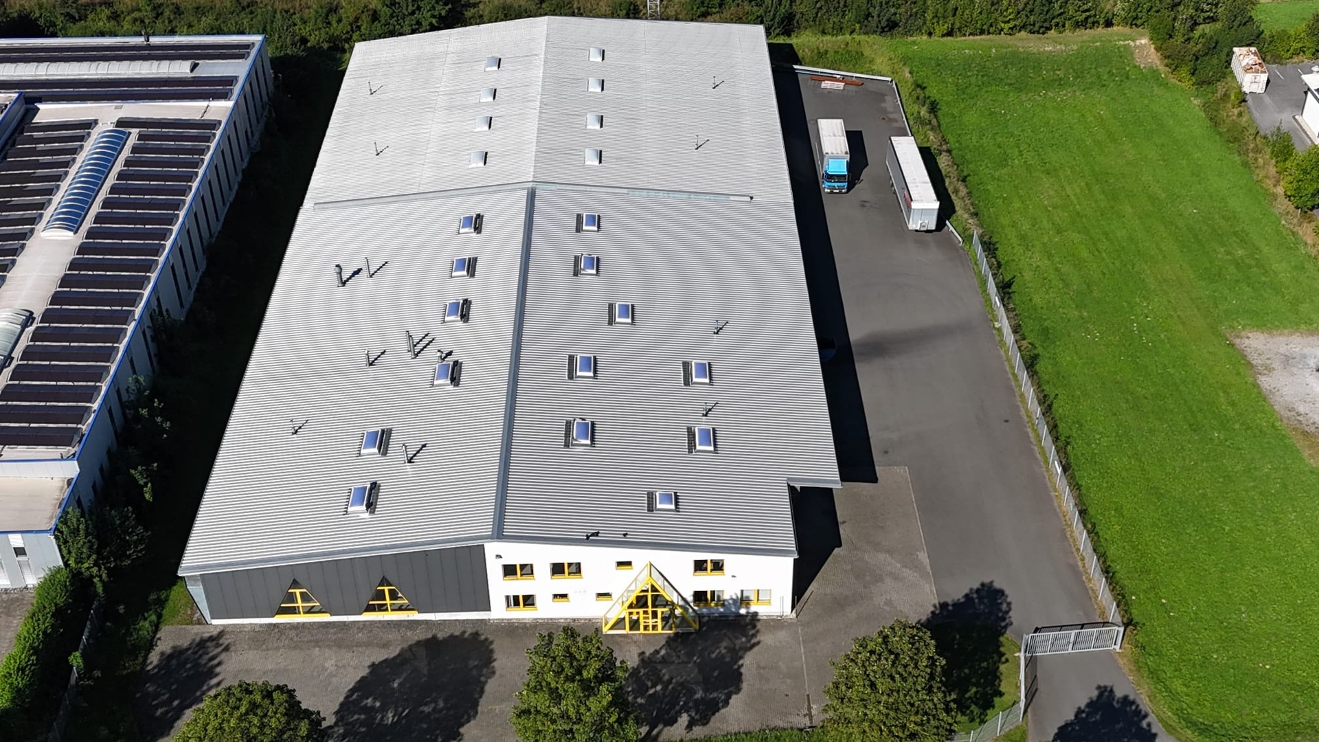 Dirab Halle Drohnenansicht